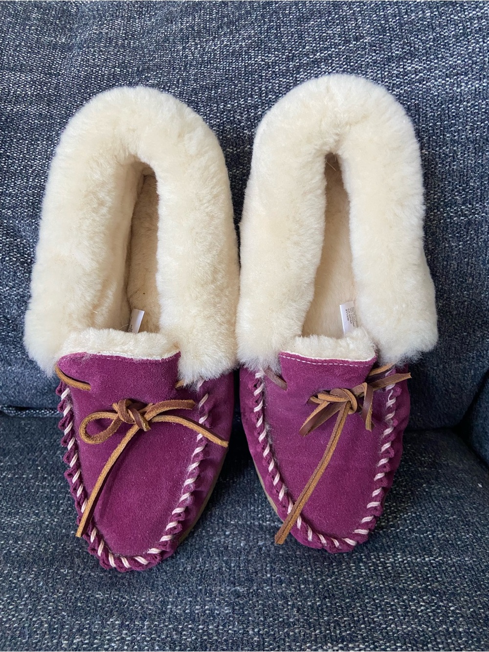 L.L.Bean women’s wicked good moccasins 9 never worn